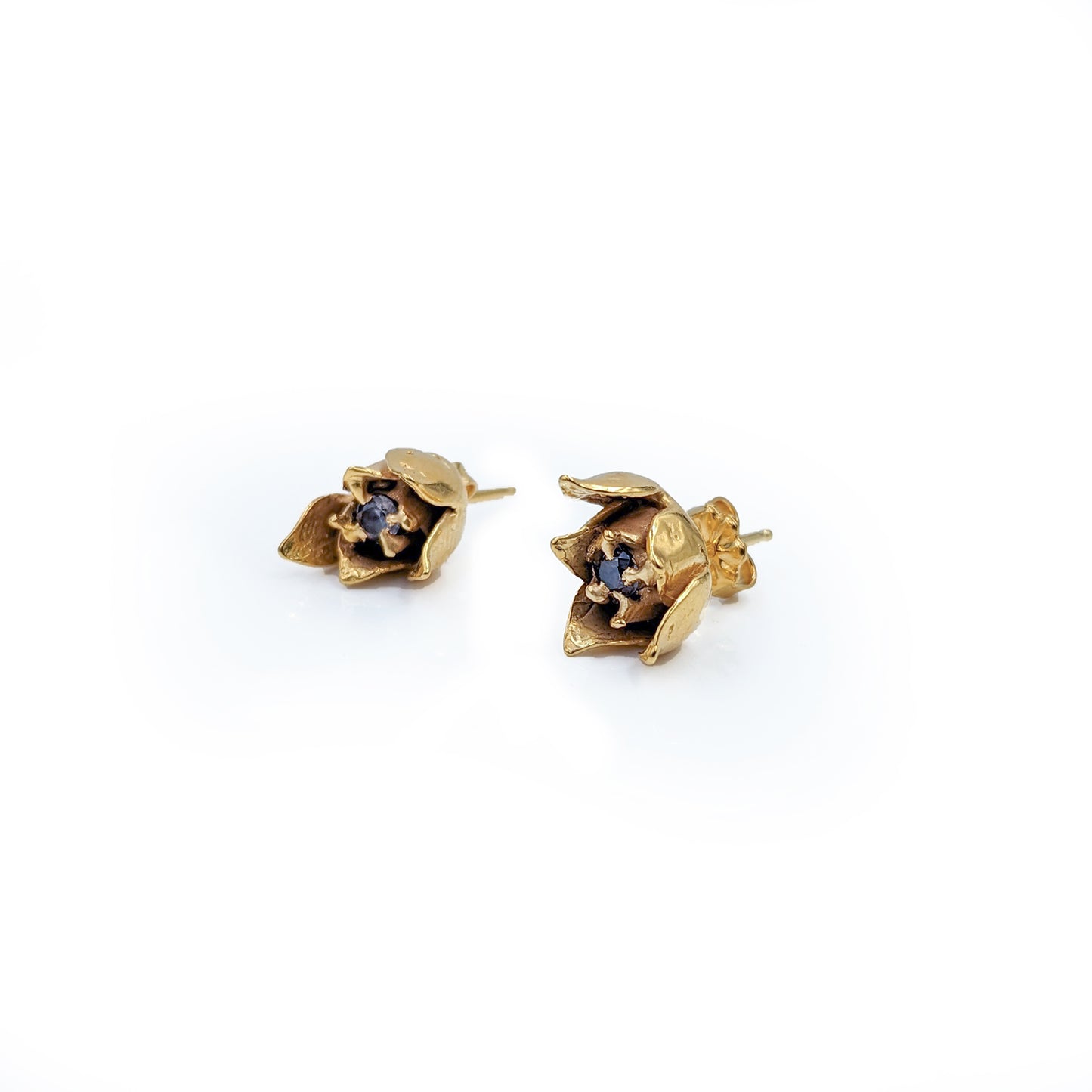 Small Gold Alexandrite Sedum Studs