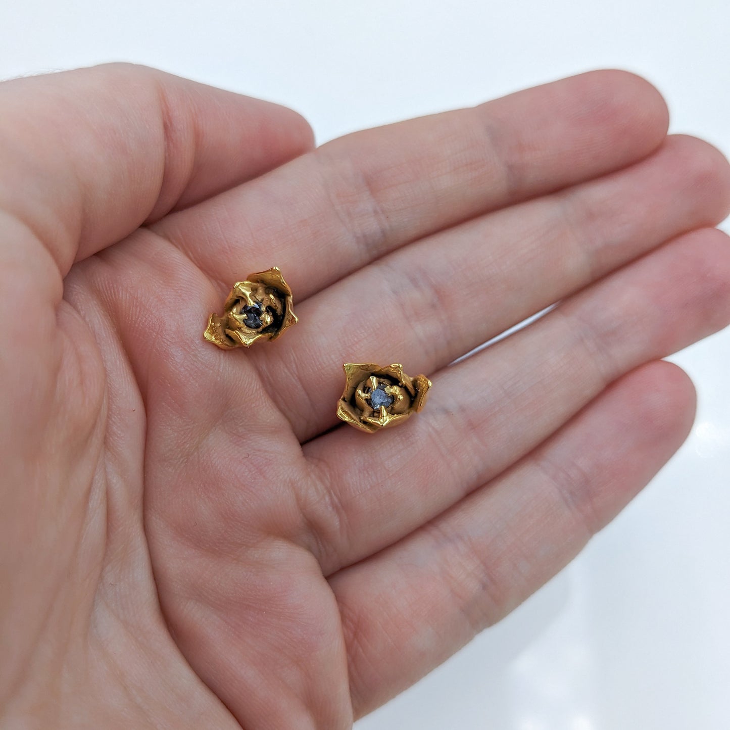 Small Gold Alexandrite Sedum Studs